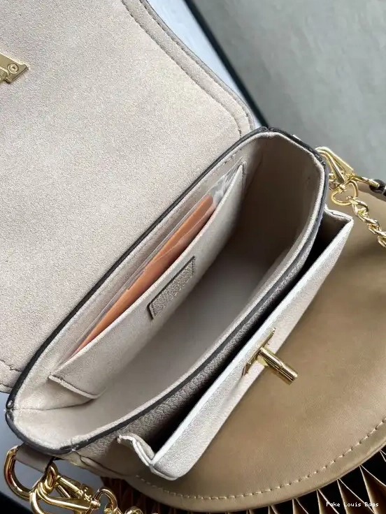 Repladies LOUIS VUITTON LOCKME TENDER 0623